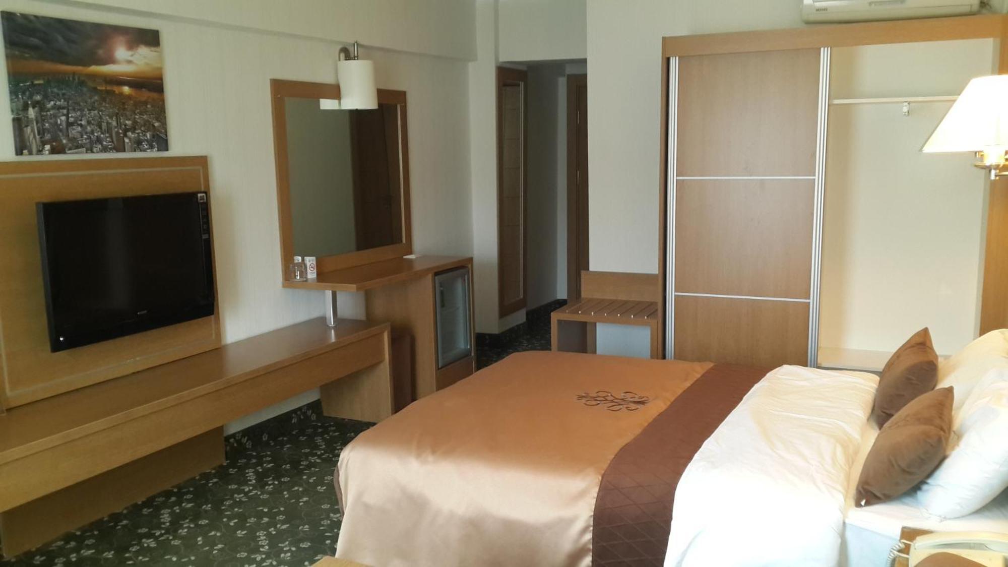 Grand Cali Hotel Bozuyuk Room photo